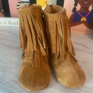 EUC size 2-3  year Minky boots